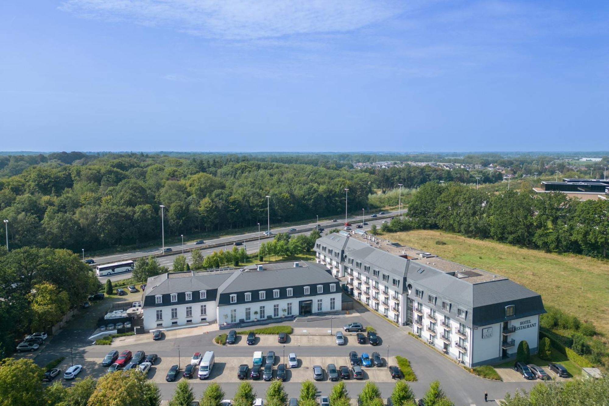 Van Der Valk Hotel Brugge Oostkamp Exterior foto